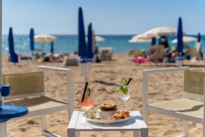 Aperitivo in spiaggia Maldive del Salento